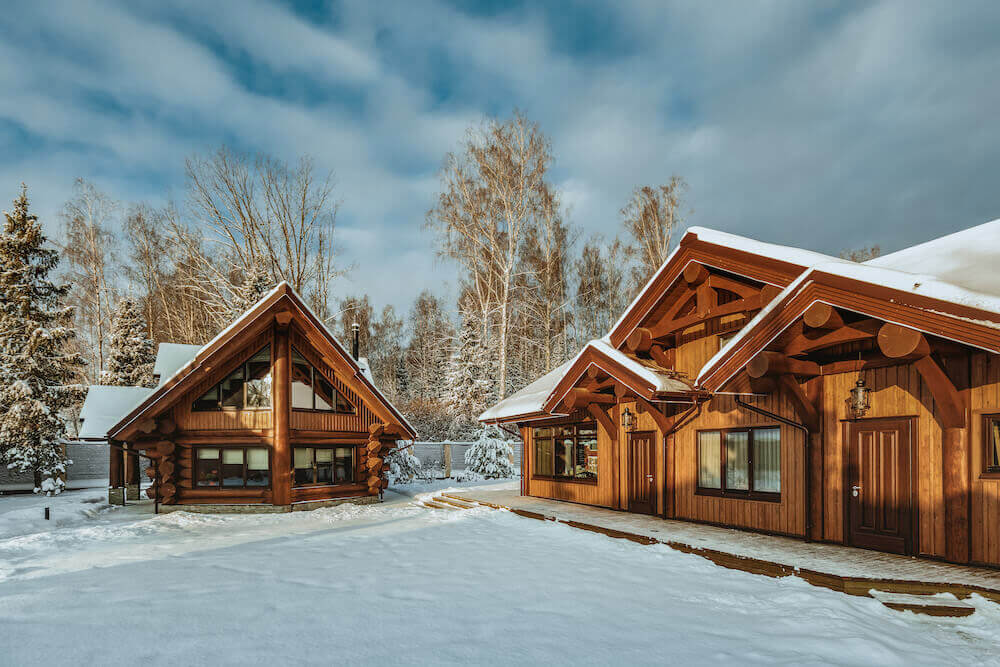 Кедровая баня и гараж Мериот