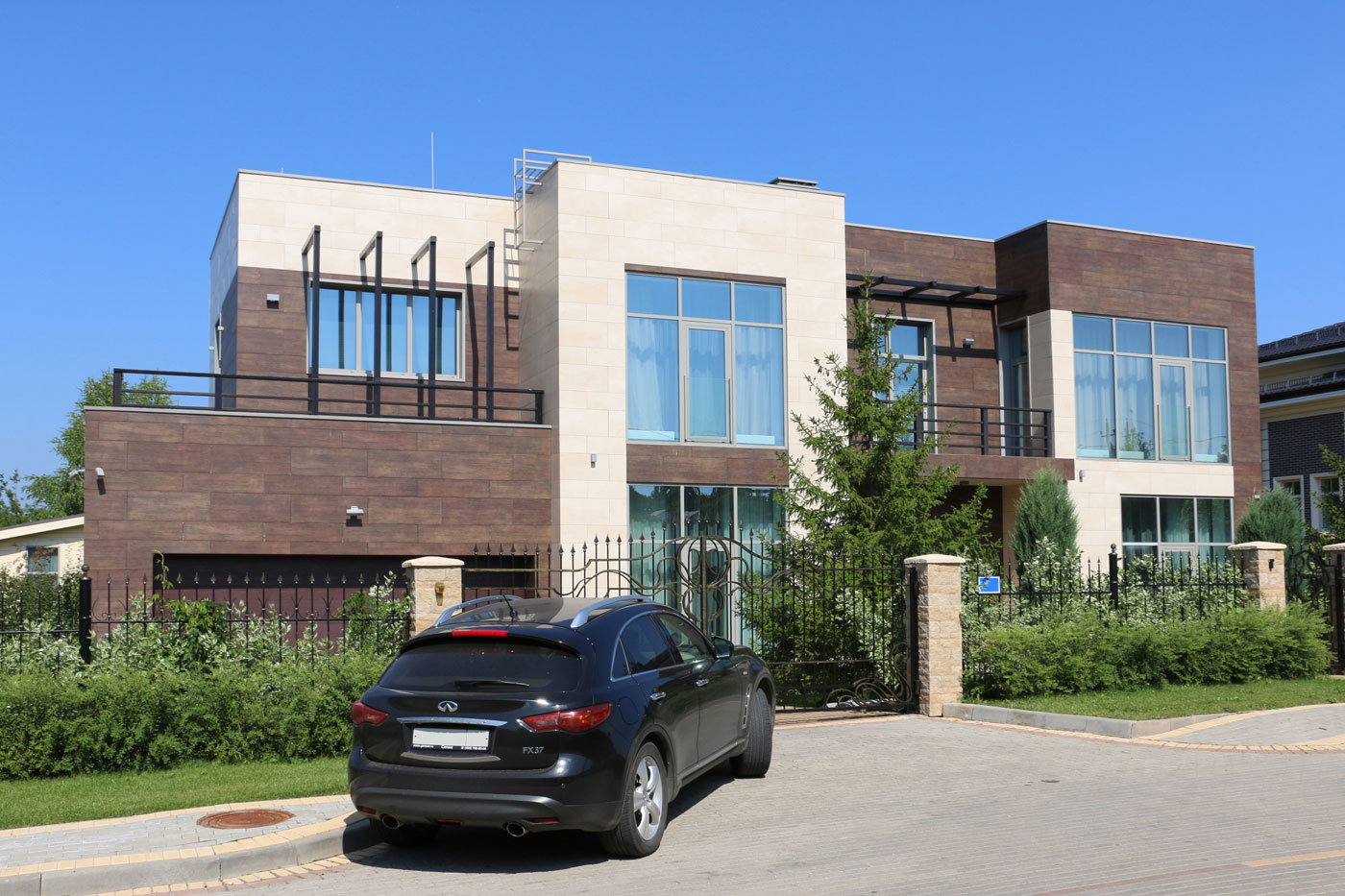 Загородный дом в поселке Madison Park